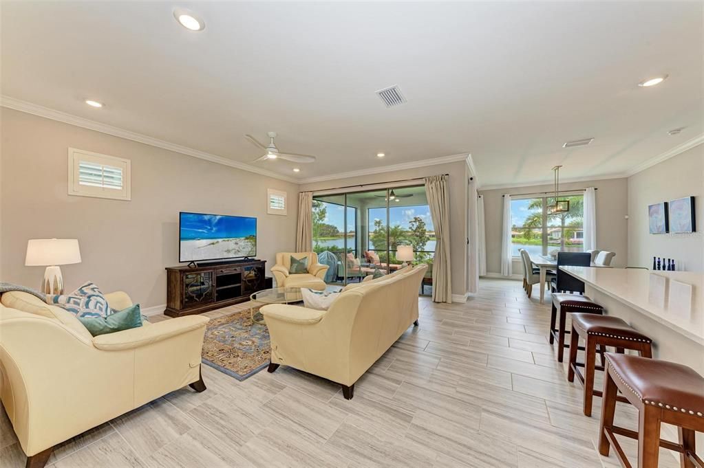 For Rent: $3,295 (3 beds, 2 baths, 2002 Square Feet)