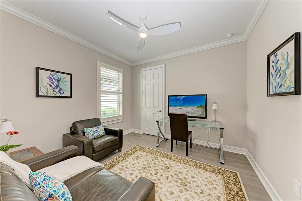 For Rent: $3,295 (3 beds, 2 baths, 2002 Square Feet)