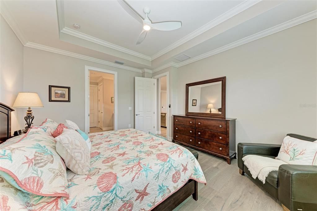 For Rent: $3,295 (3 beds, 2 baths, 2002 Square Feet)