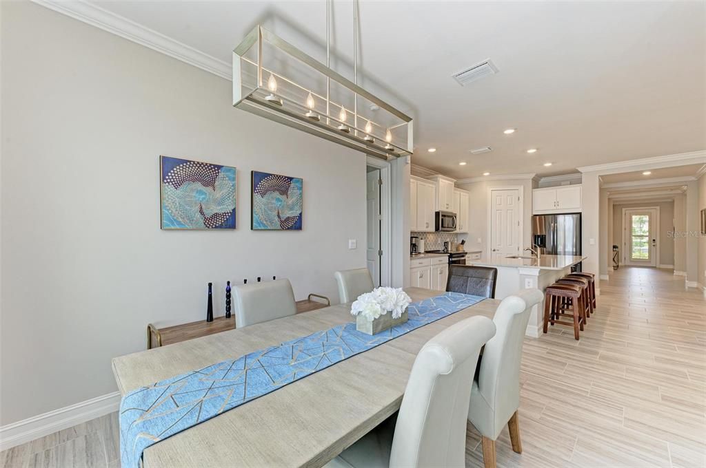 For Rent: $3,295 (3 beds, 2 baths, 2002 Square Feet)