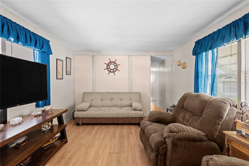 En Venta: $79,500 (2 camas, 1 baños, 672 Pies cuadrados)