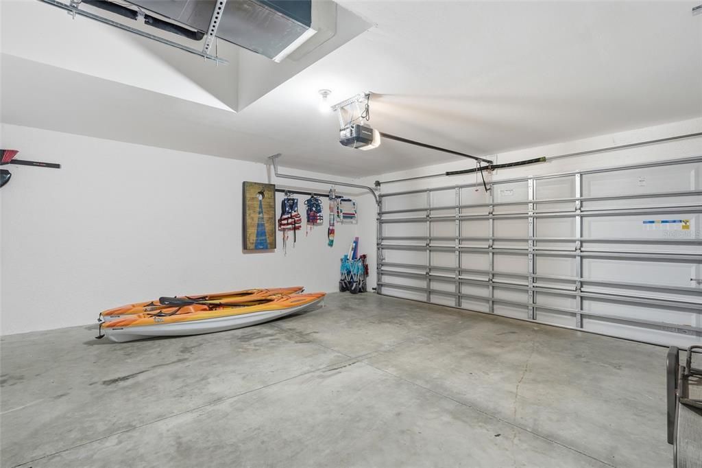 For Sale: $549,000 (4 beds, 2 baths, 2010 Square Feet)