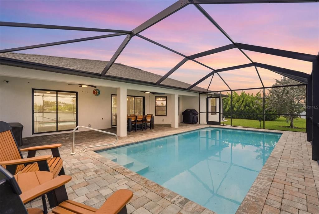 For Sale: $549,000 (4 beds, 2 baths, 2010 Square Feet)