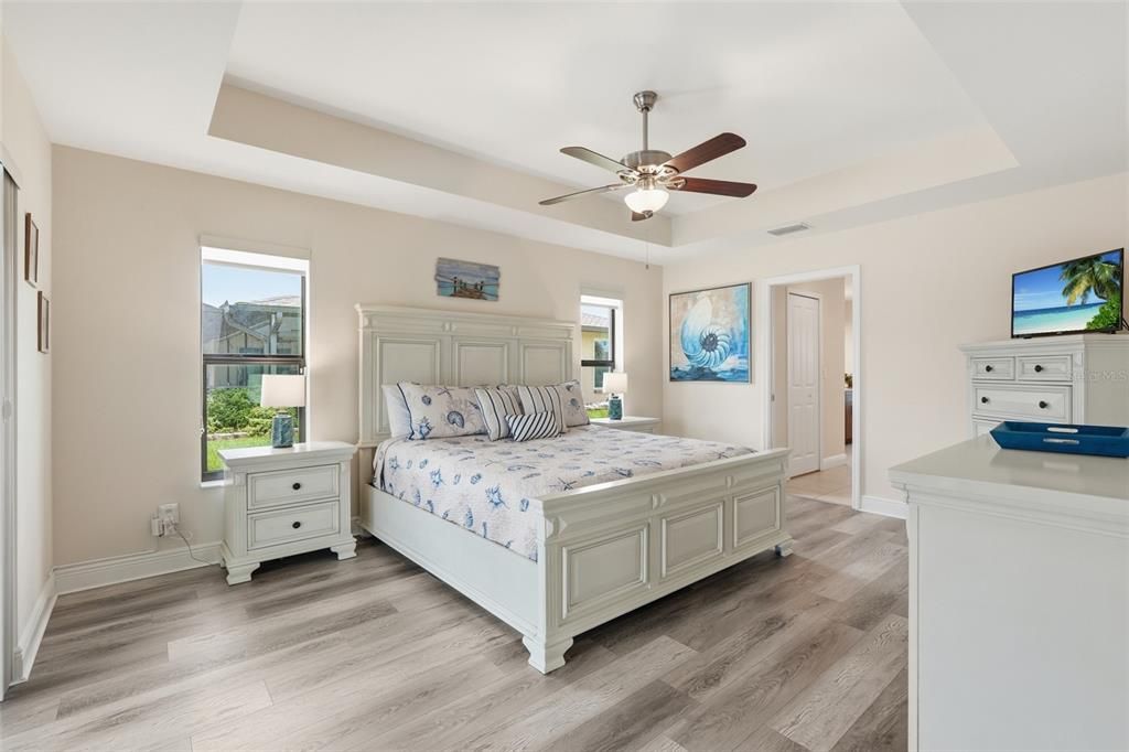 For Sale: $549,000 (4 beds, 2 baths, 2010 Square Feet)