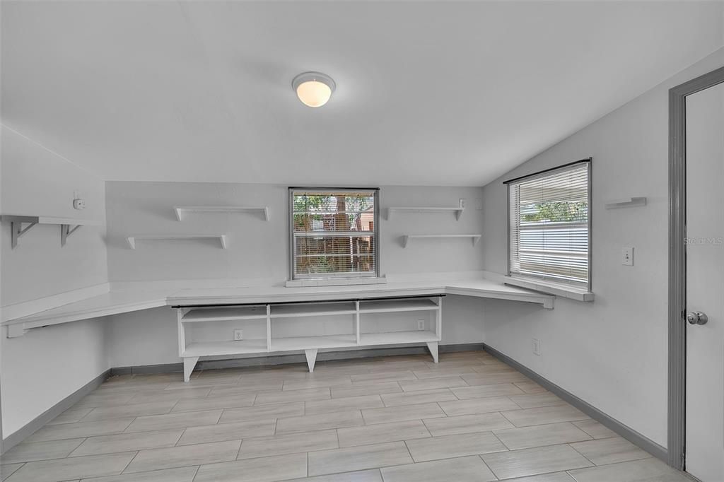 На продажу: $365,000 (3 спален, 3 ванн, 1722 Квадратных фут)