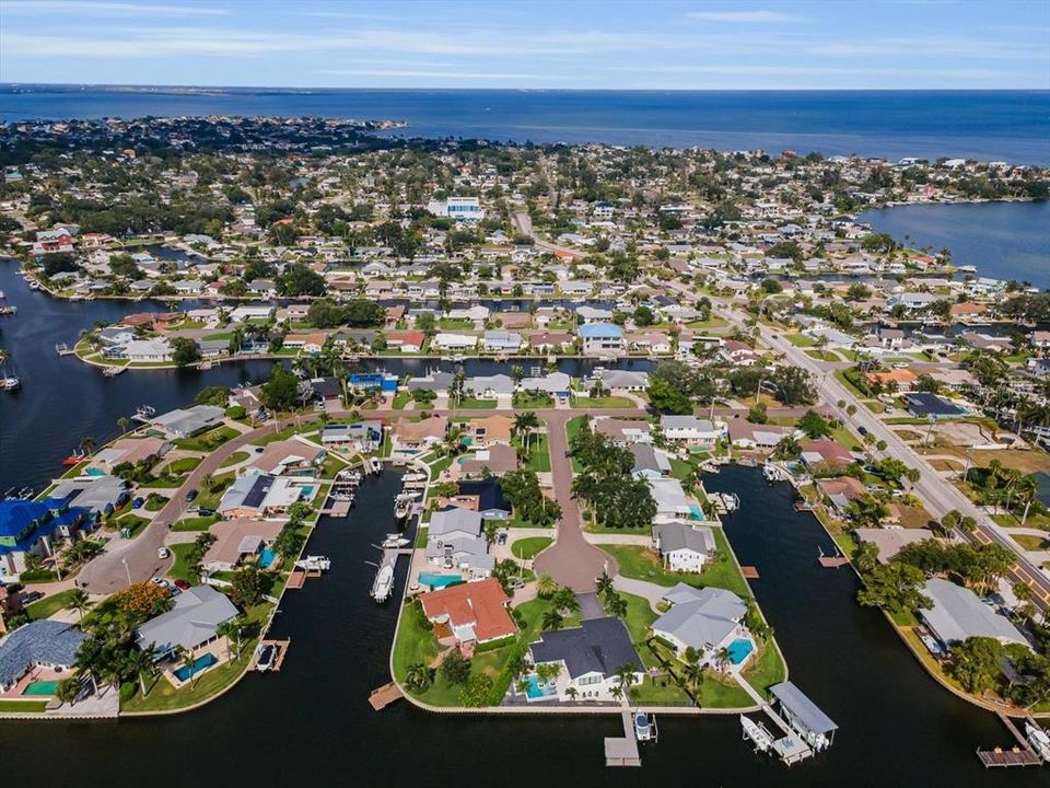 En Venta: $1,200,000 (3 camas, 2 baños, 2048 Pies cuadrados)