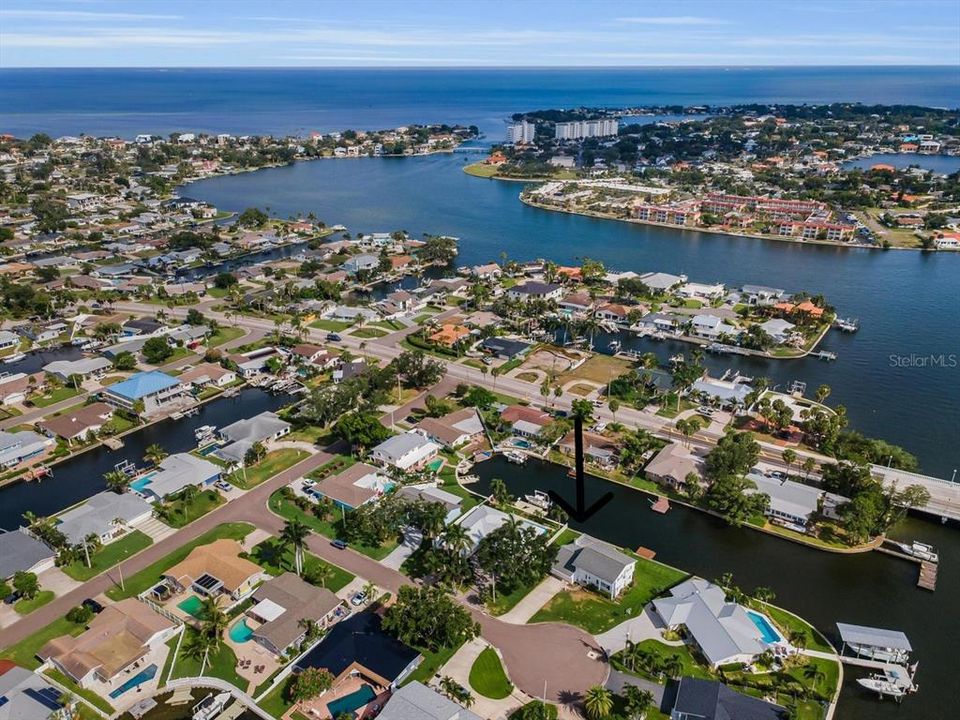 En Venta: $1,200,000 (3 camas, 2 baños, 2048 Pies cuadrados)