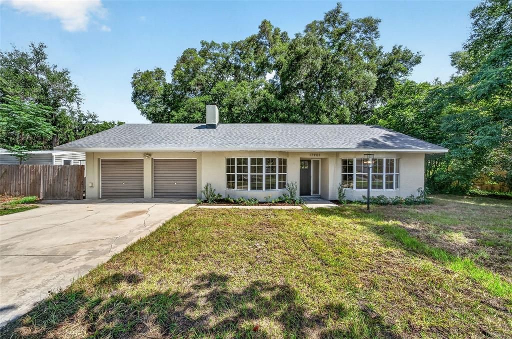 For Sale: $329,000 (2 beds, 2 baths, 1607 Square Feet)