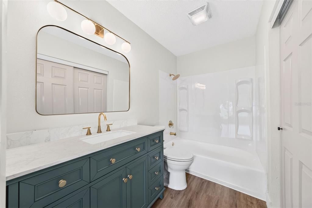 For Sale: $329,000 (2 beds, 2 baths, 1607 Square Feet)