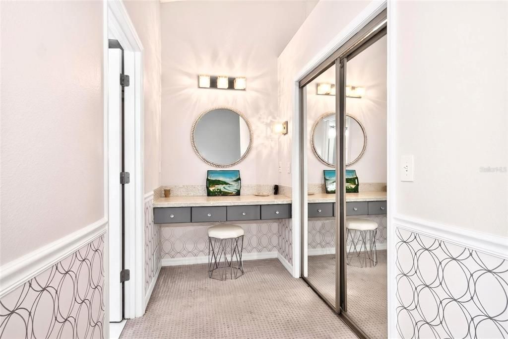 : $469,999 (3 спален, 2 ванн, 1832 Квадратных фут)