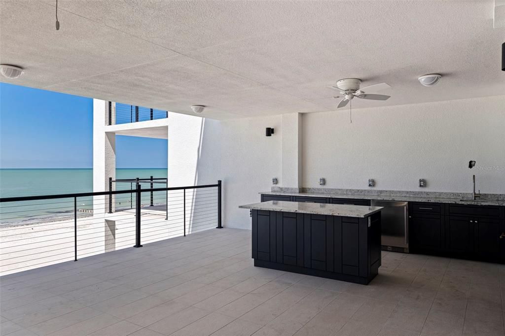 For Sale: $2,725,000 (2 beds, 3 baths, 1791 Square Feet)