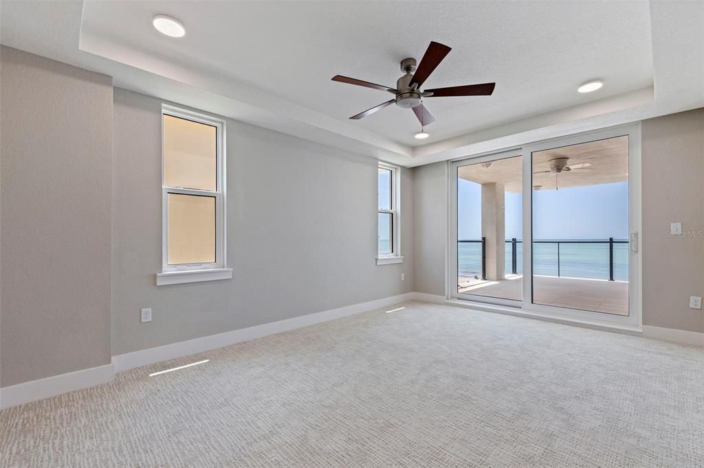 For Sale: $2,725,000 (2 beds, 3 baths, 1791 Square Feet)