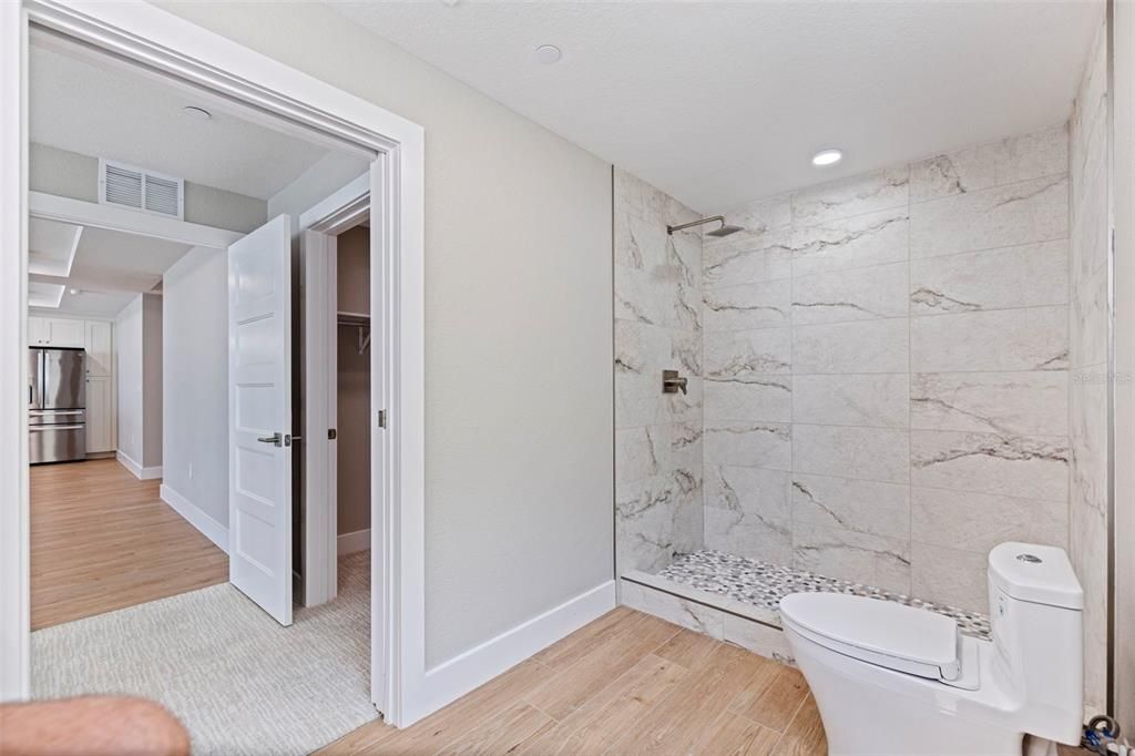 For Sale: $2,725,000 (2 beds, 3 baths, 1791 Square Feet)