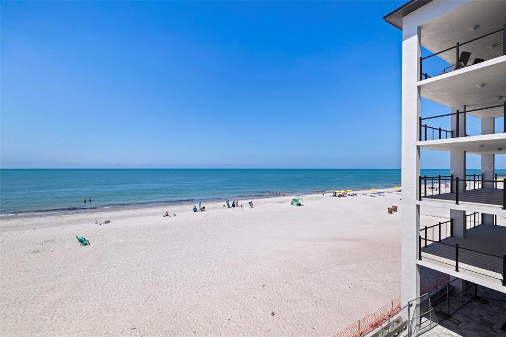 For Sale: $2,725,000 (2 beds, 3 baths, 1791 Square Feet)