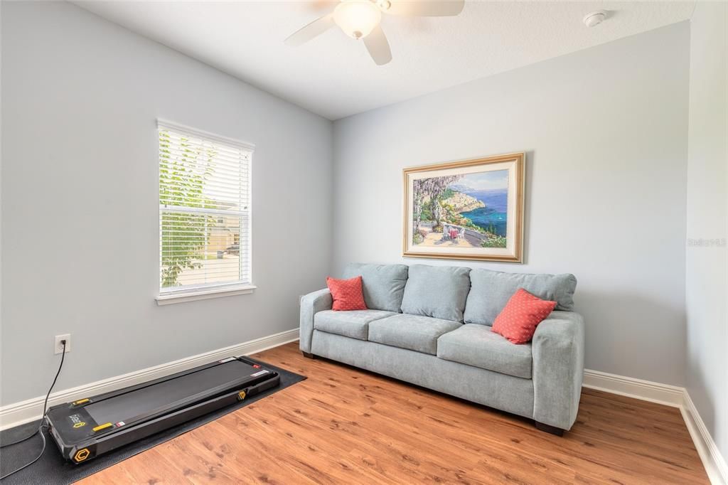 For Sale: $409,888 (4 beds, 2 baths, 1896 Square Feet)