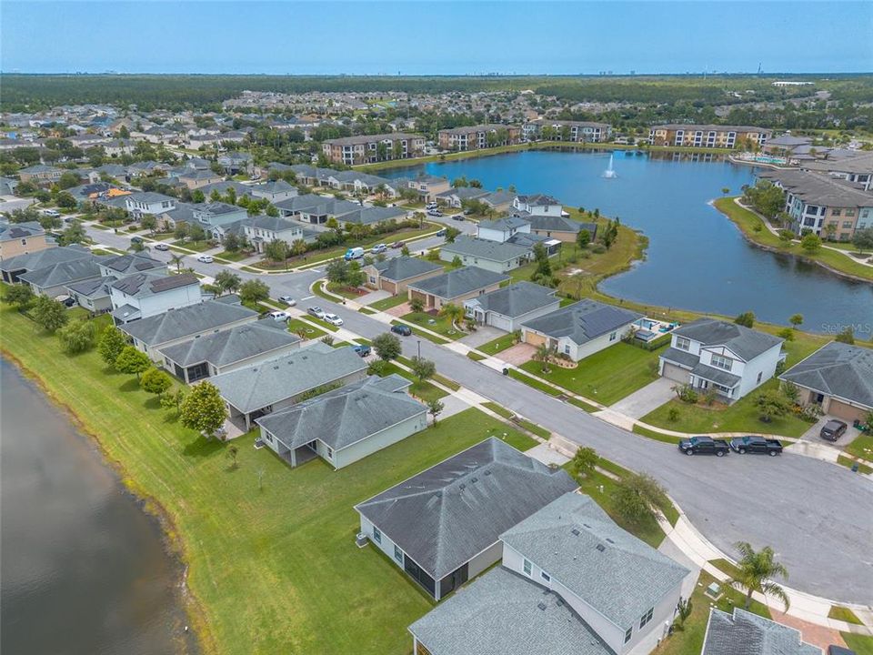 For Sale: $409,888 (4 beds, 2 baths, 1896 Square Feet)