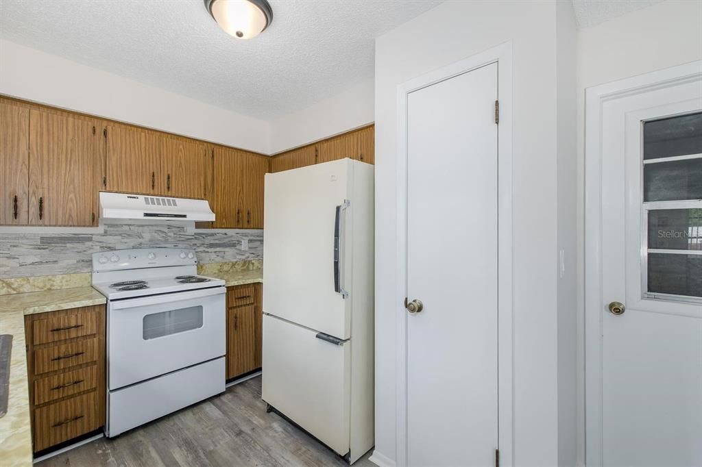 For Sale: $249,900 (2 beds, 2 baths, 1026 Square Feet)