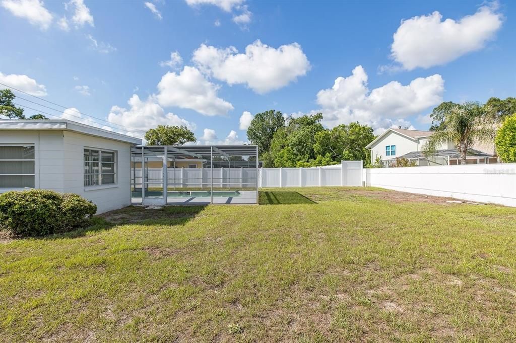 For Sale: $249,900 (2 beds, 2 baths, 1026 Square Feet)