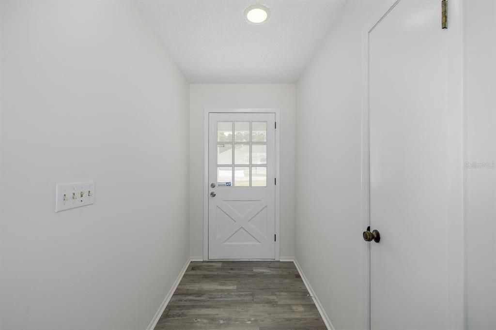 For Sale: $249,900 (2 beds, 2 baths, 1026 Square Feet)