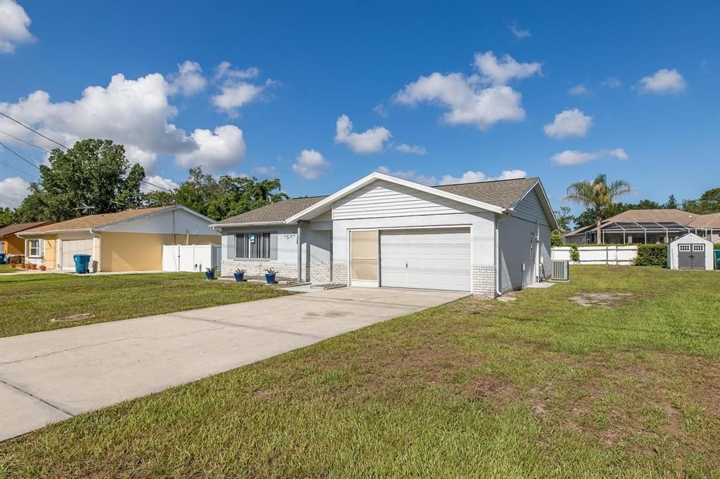 For Sale: $249,900 (2 beds, 2 baths, 1026 Square Feet)