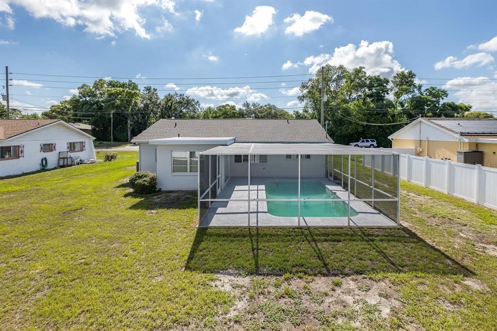 For Sale: $249,900 (2 beds, 2 baths, 1026 Square Feet)