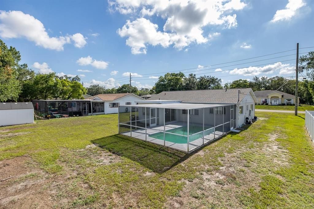 For Sale: $249,900 (2 beds, 2 baths, 1026 Square Feet)