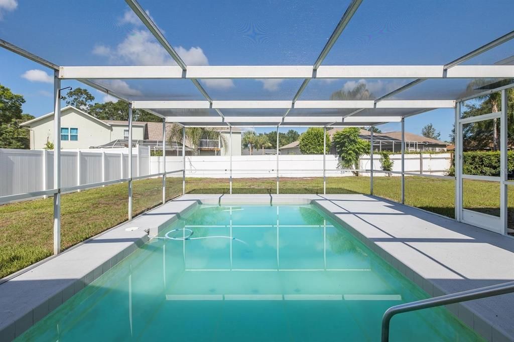 For Sale: $249,900 (2 beds, 2 baths, 1026 Square Feet)
