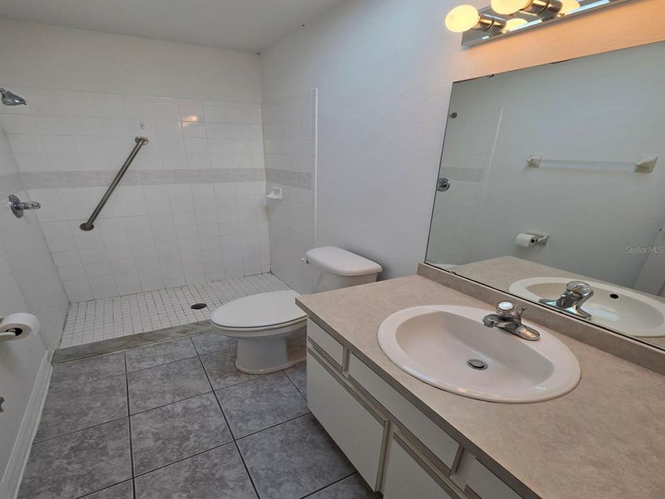 For Sale: $279,900 (3 beds, 2 baths, 1224 Square Feet)
