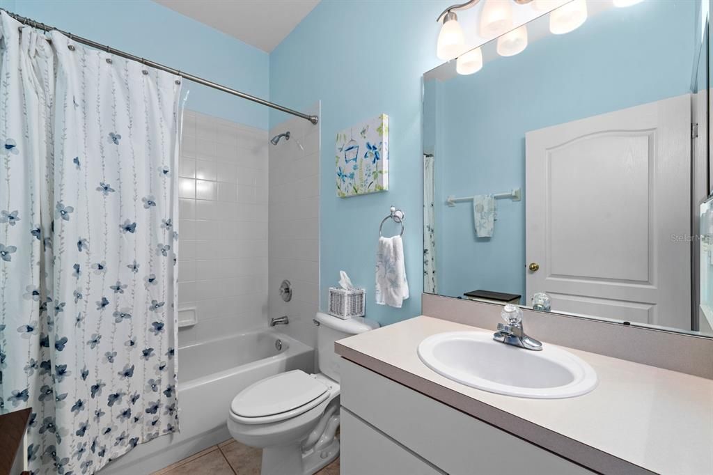 For Sale: $325,000 (2 beds, 2 baths, 1544 Square Feet)