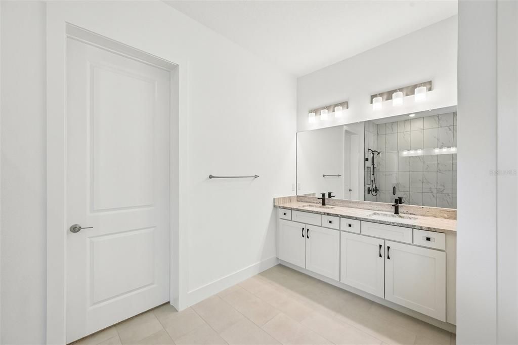 For Sale: $810,534 (3 beds, 2 baths, 2480 Square Feet)