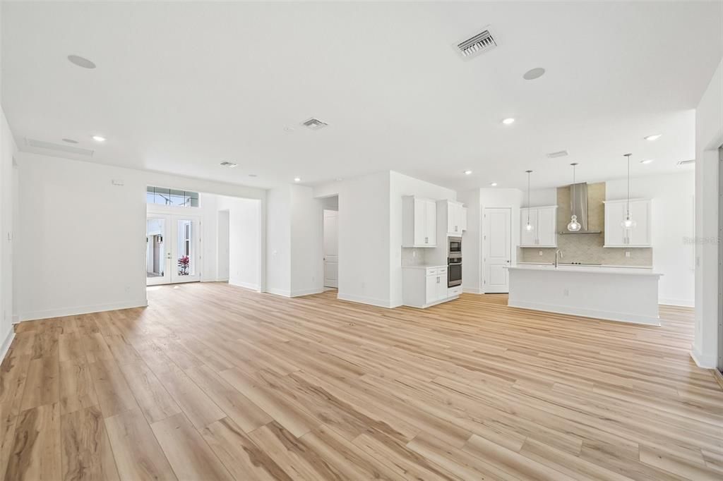 For Sale: $810,534 (3 beds, 2 baths, 2480 Square Feet)