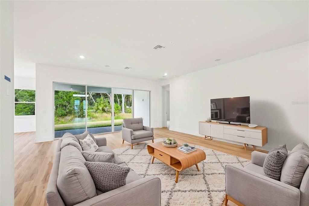 For Sale: $810,534 (3 beds, 2 baths, 2480 Square Feet)