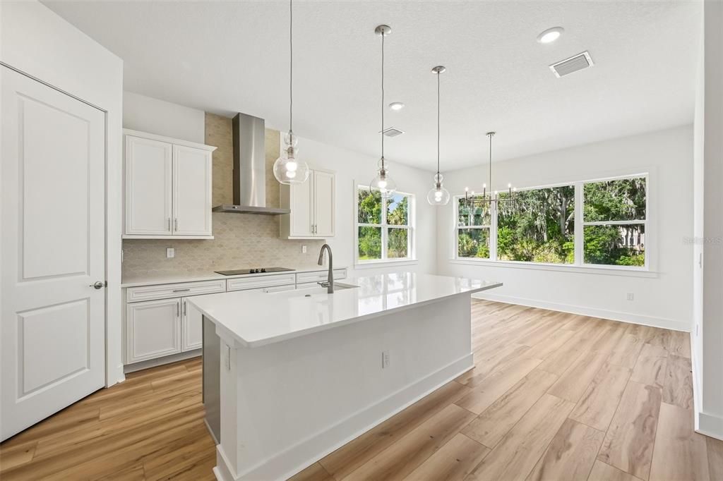 For Sale: $810,534 (3 beds, 2 baths, 2480 Square Feet)