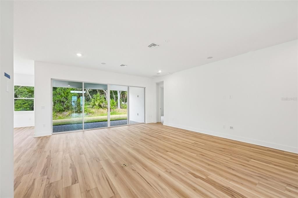 For Sale: $810,534 (3 beds, 2 baths, 2480 Square Feet)