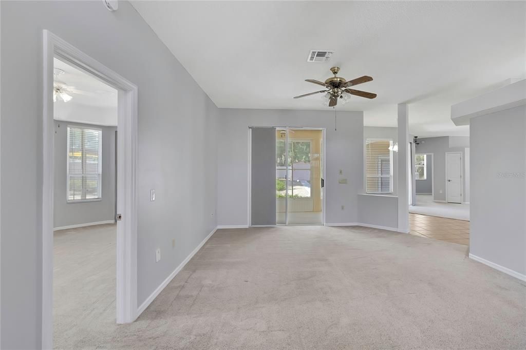 For Rent: $1,995 (3 beds, 2 baths, 1756 Square Feet)