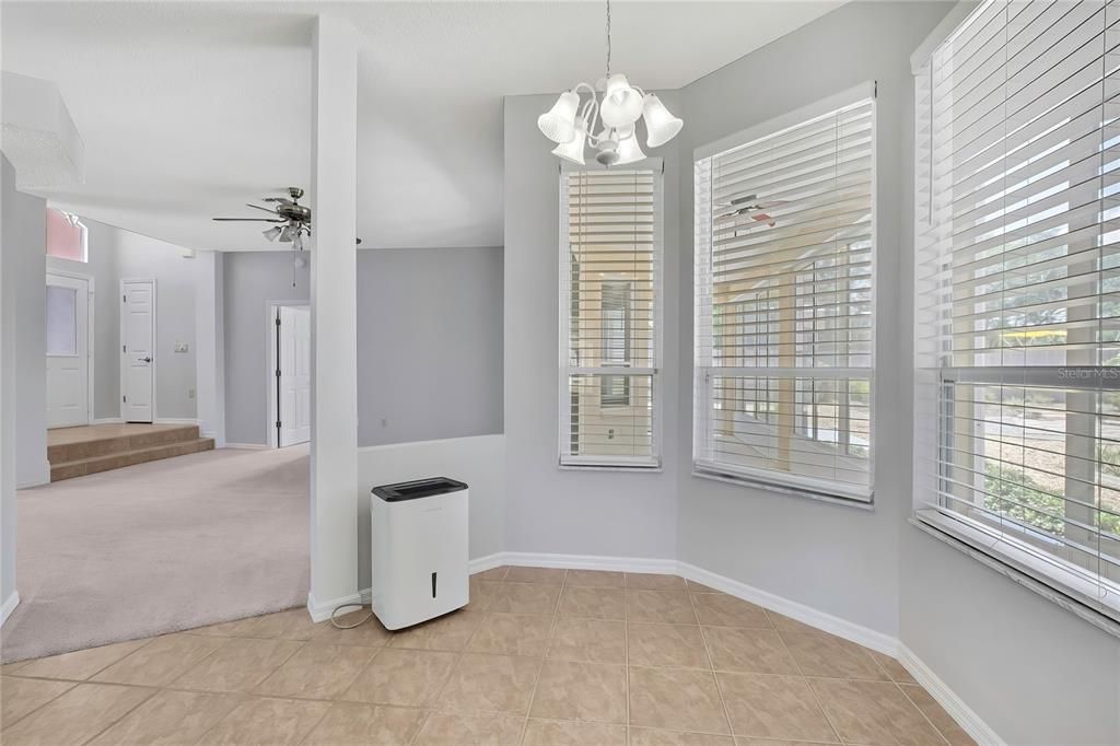 For Rent: $1,995 (3 beds, 2 baths, 1756 Square Feet)