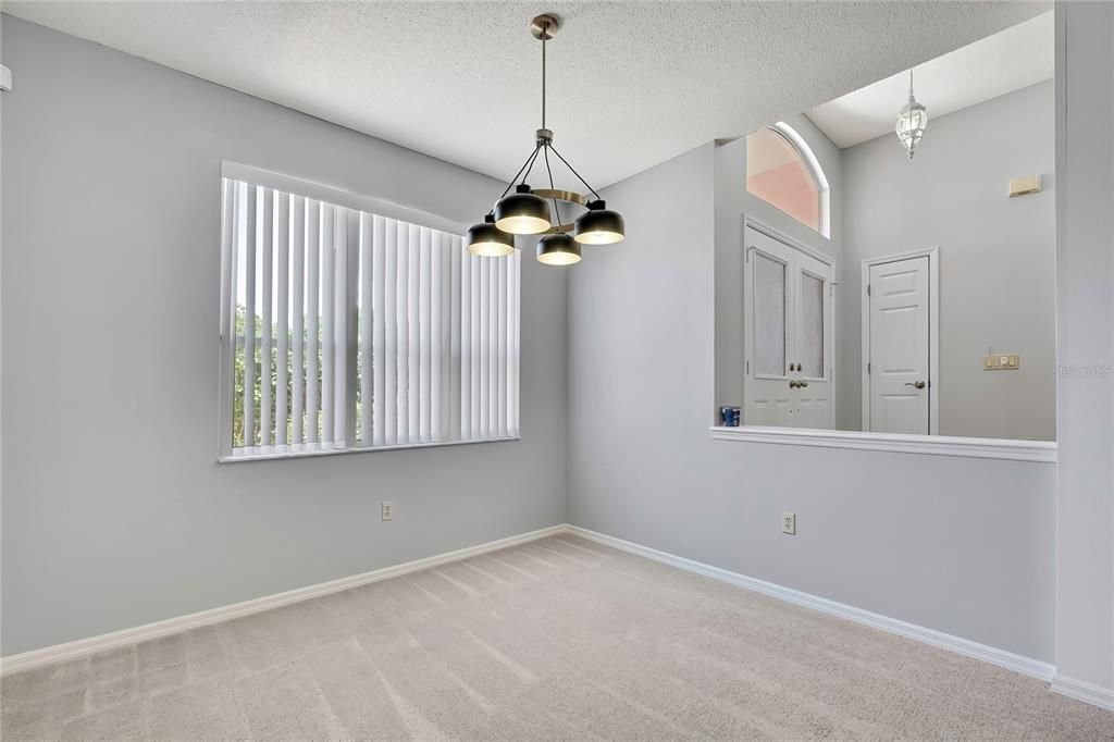 For Rent: $1,995 (3 beds, 2 baths, 1756 Square Feet)