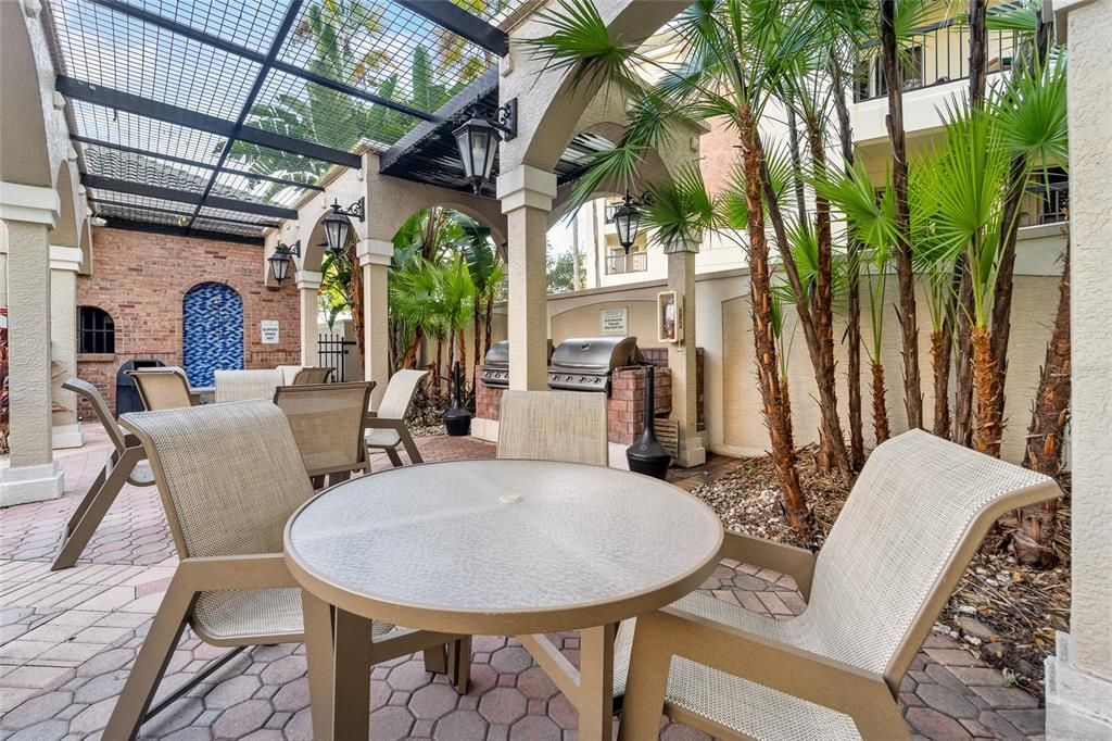 En Venta: $549,750 (3 camas, 3 baños, 1777 Pies cuadrados)
