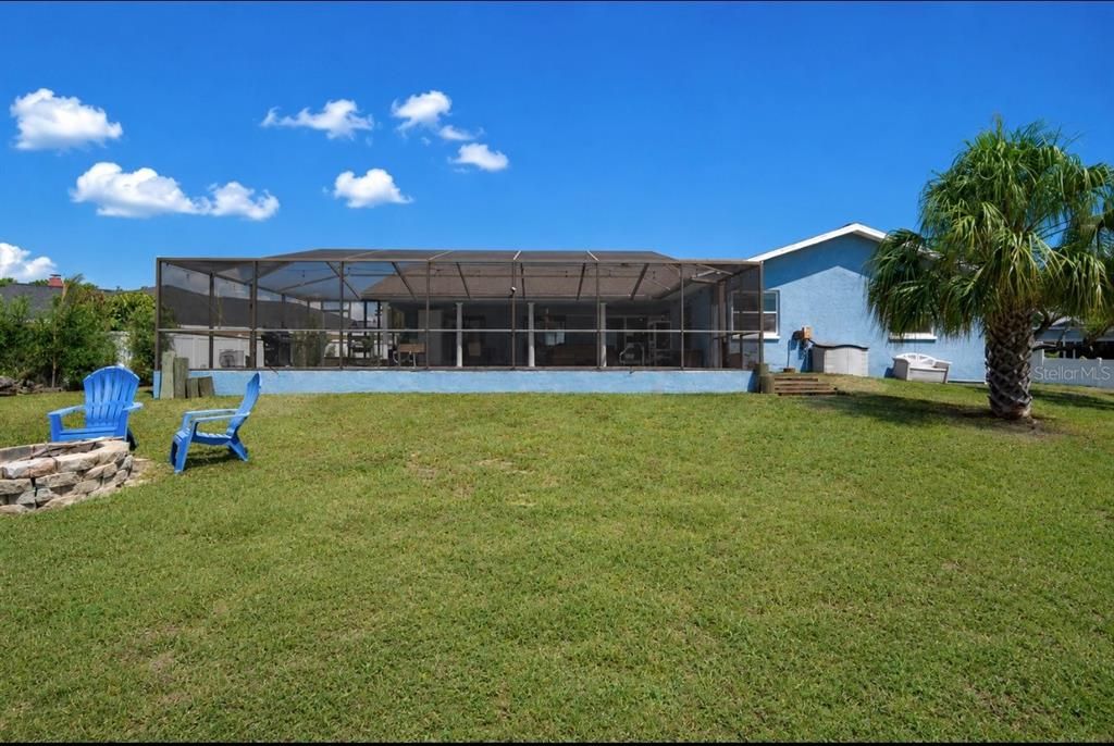 For Sale: $975,000 (4 beds, 2 baths, 1990 Square Feet)