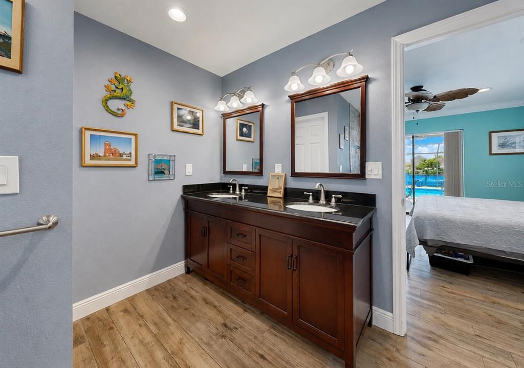 For Sale: $975,000 (4 beds, 2 baths, 1990 Square Feet)