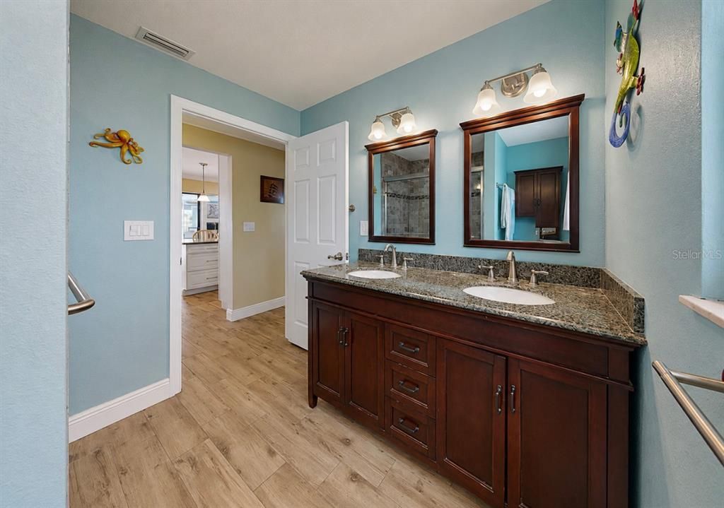 For Sale: $975,000 (4 beds, 2 baths, 1990 Square Feet)