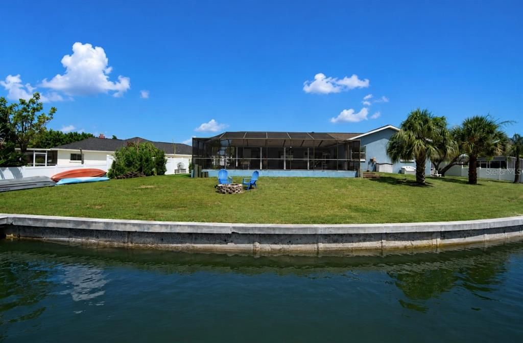 For Sale: $975,000 (4 beds, 2 baths, 1990 Square Feet)
