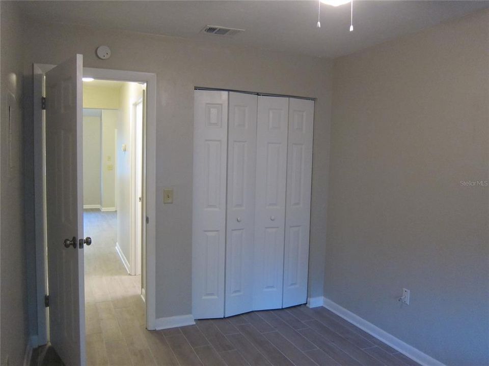 For Rent: $1,050 (2 beds, 1 baths, 822 Square Feet)