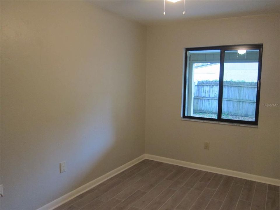 For Rent: $1,050 (2 beds, 1 baths, 822 Square Feet)