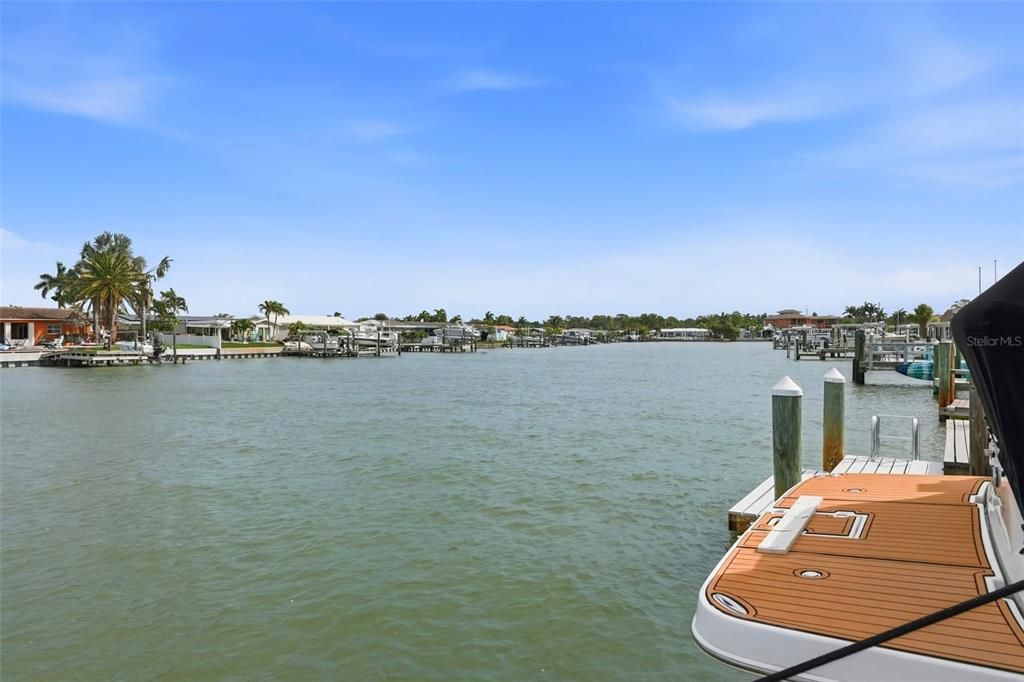 For Sale: $630,000 (2 beds, 2 baths, 1650 Square Feet)