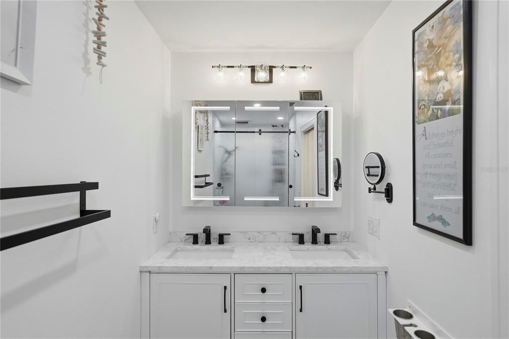 For Sale: $630,000 (2 beds, 2 baths, 1650 Square Feet)
