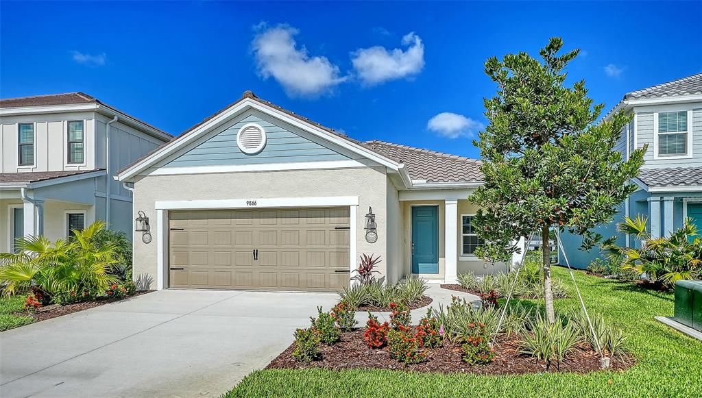 For Sale: $558,990 (3 beds, 2 baths, 1860 Square Feet)