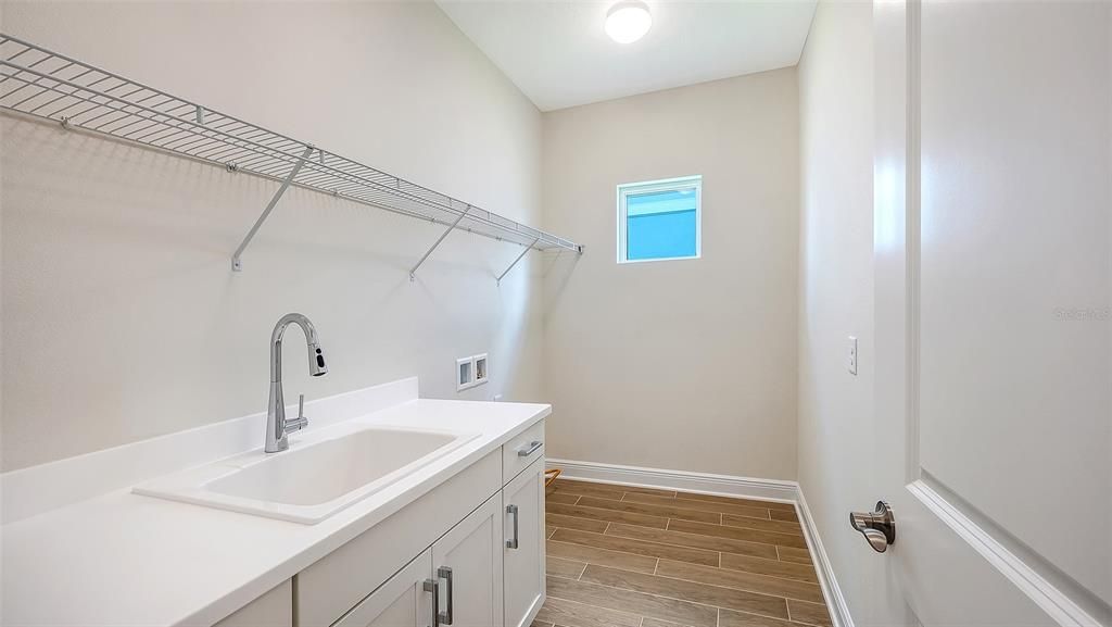 For Sale: $558,990 (3 beds, 2 baths, 1860 Square Feet)