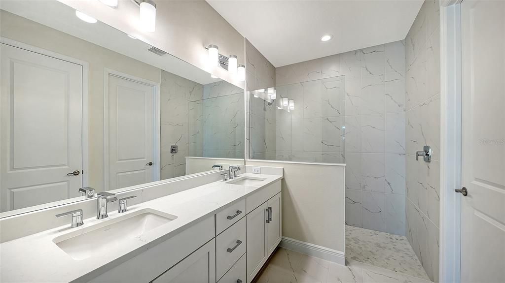 For Sale: $558,990 (3 beds, 2 baths, 1860 Square Feet)