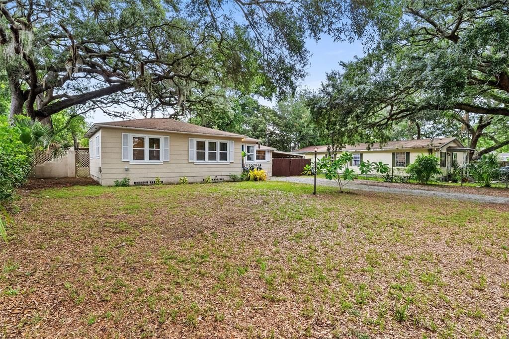 For Sale: $349,000 (3 beds, 2 baths, 1016 Square Feet)